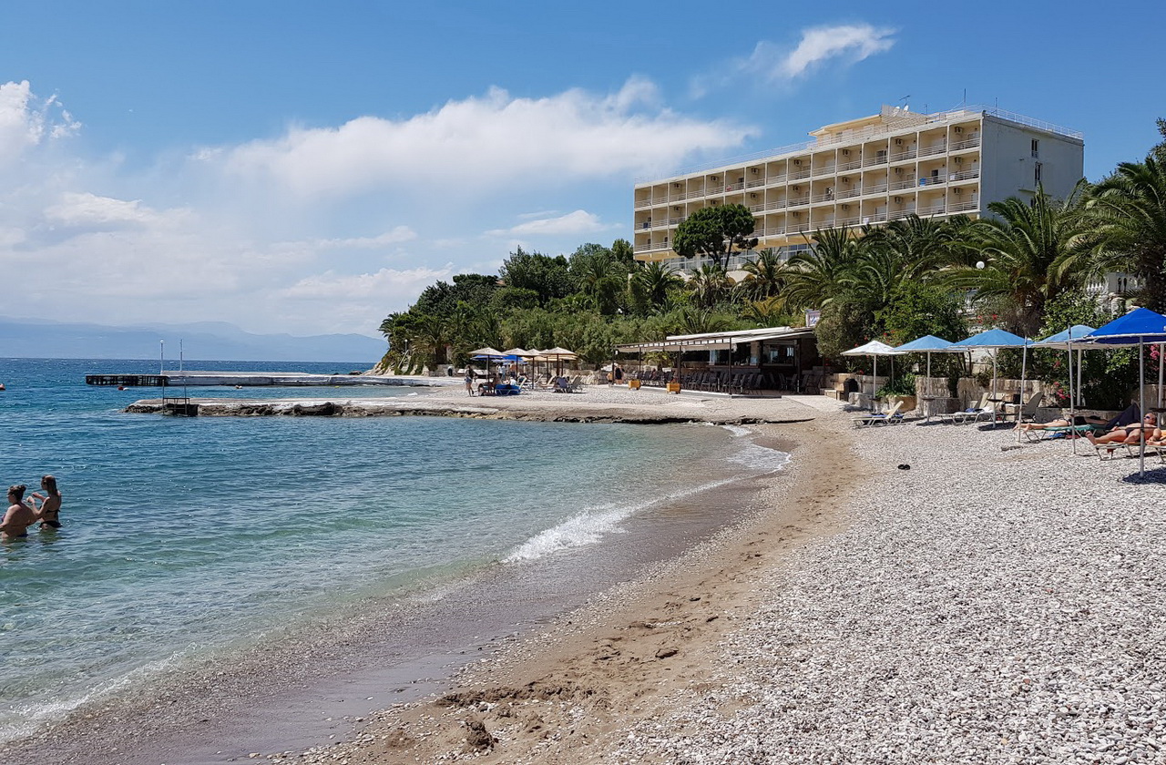  Loutraki beach Peloponnese 